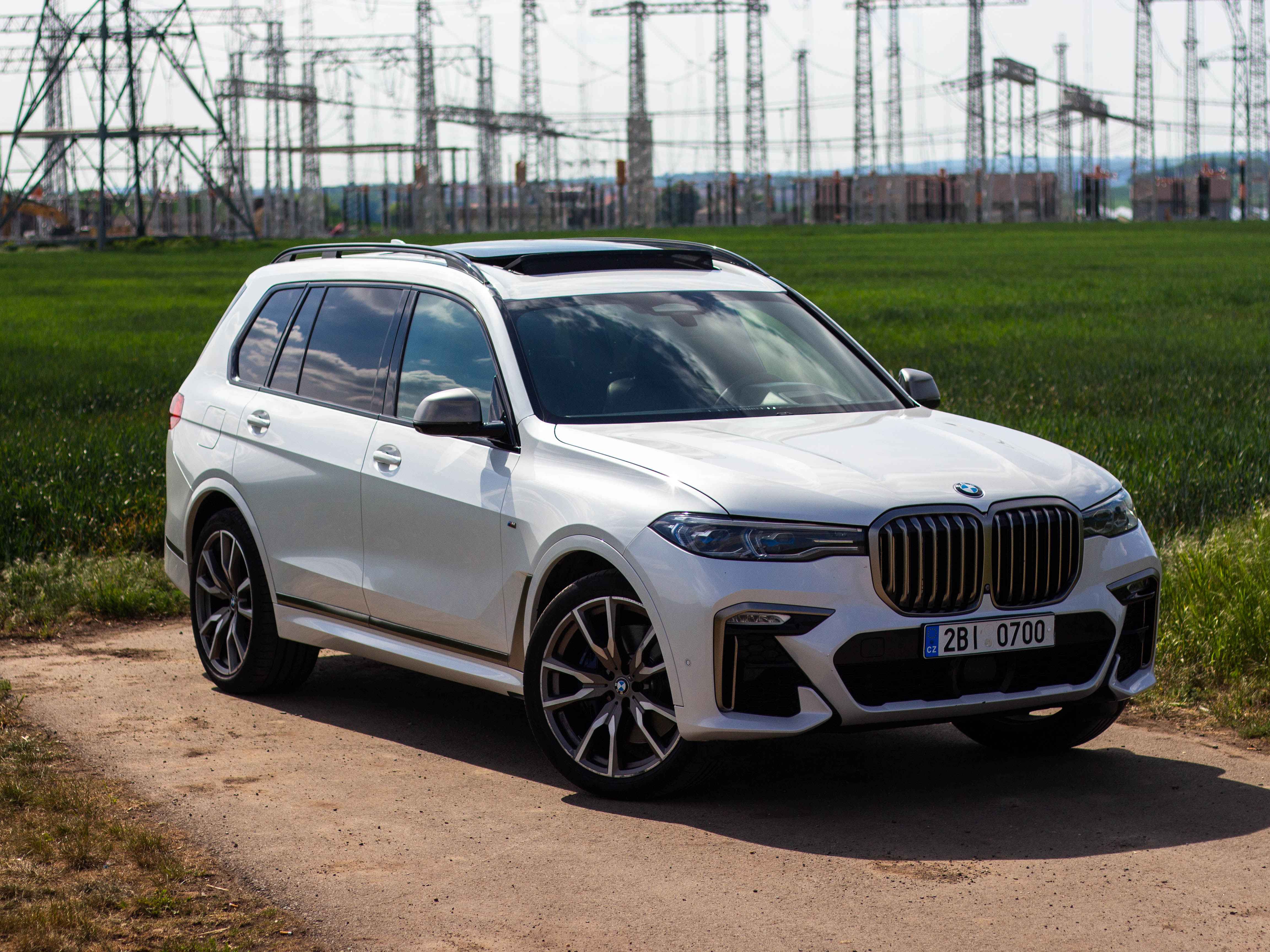 BMW X7 M50D
